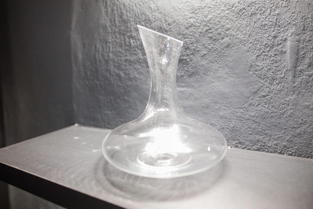 Trendy Industrial Apt Next To Museum Of Acropolis アテネ エクステリア 写真